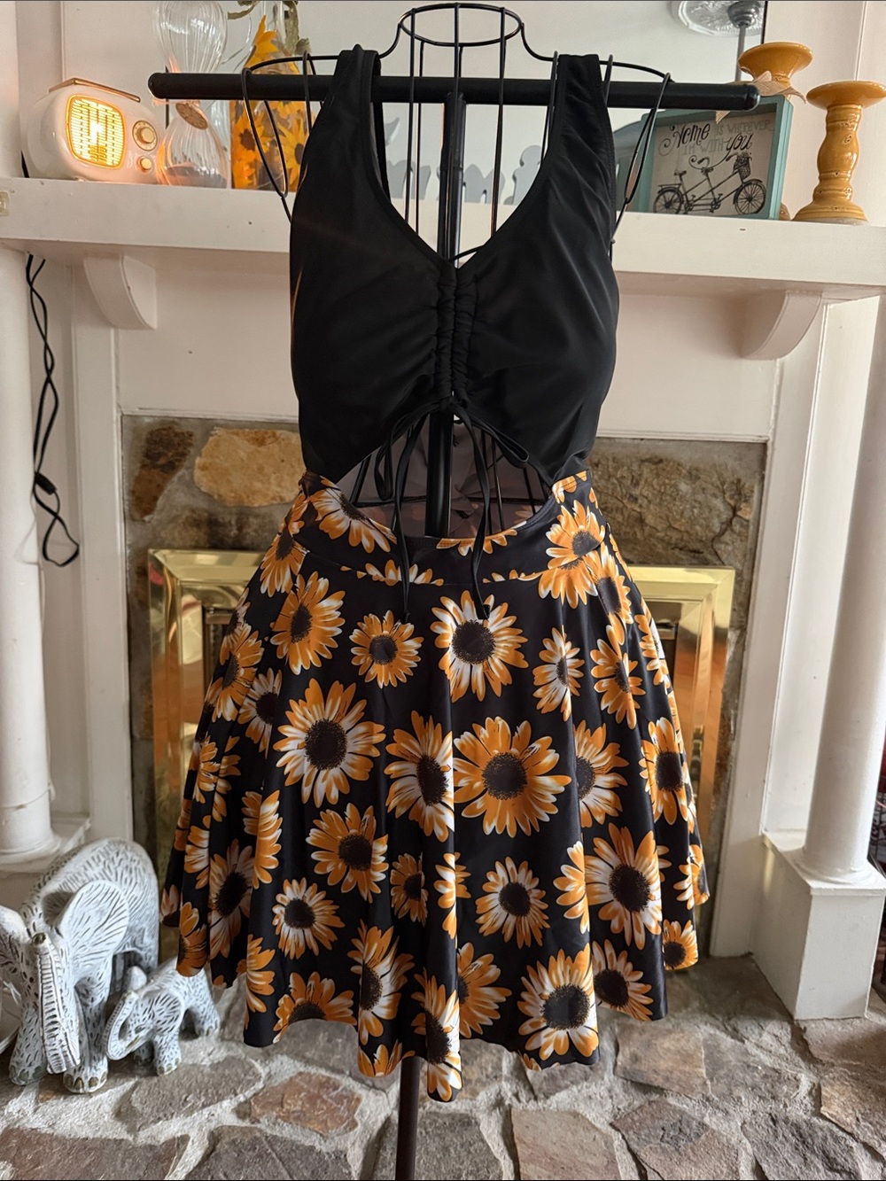 Black Two-Piece Sunflower Set — Bold Yellow Floral